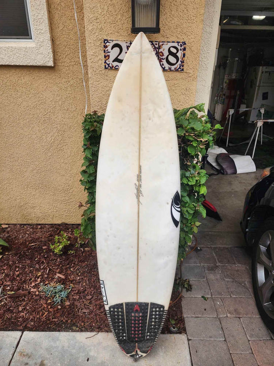 Sharpeye Surfboard 5'8 - One Revolver Surfboards