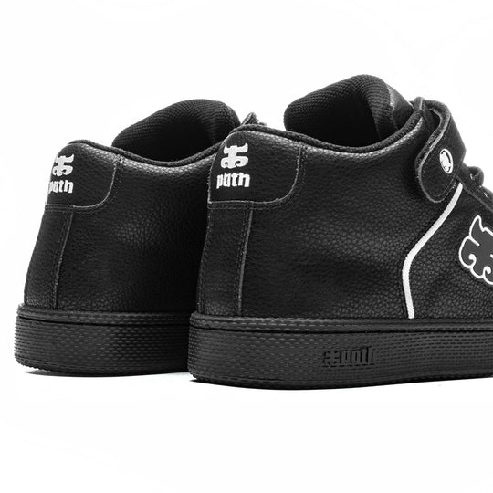 IPATH GRASSHOPPER - BLACK PEBBLE LEATHER SHOES - One Revolver Surfboards