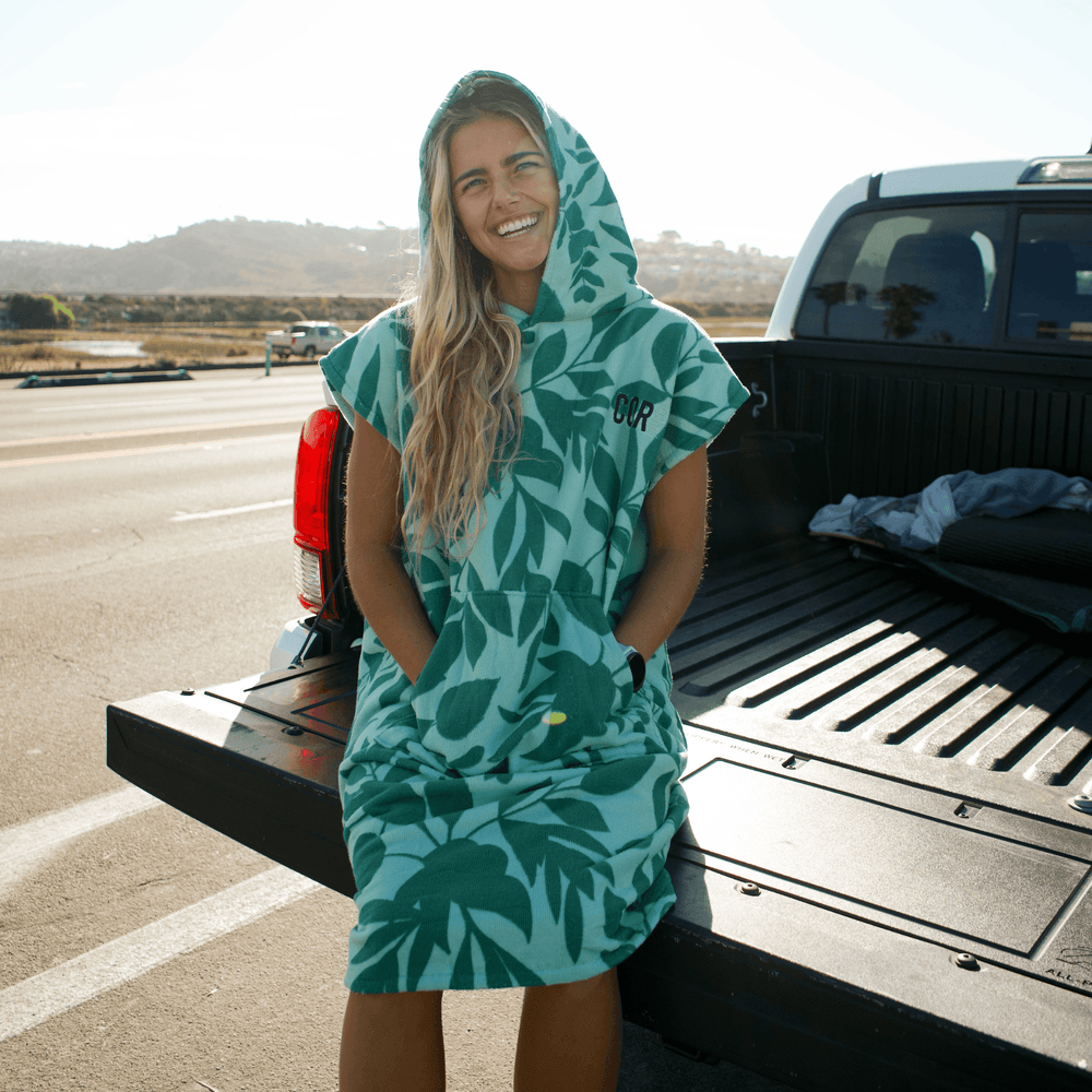 Changing Towel Poncho (Kailua) Medium Size - One Revolver Surfboards