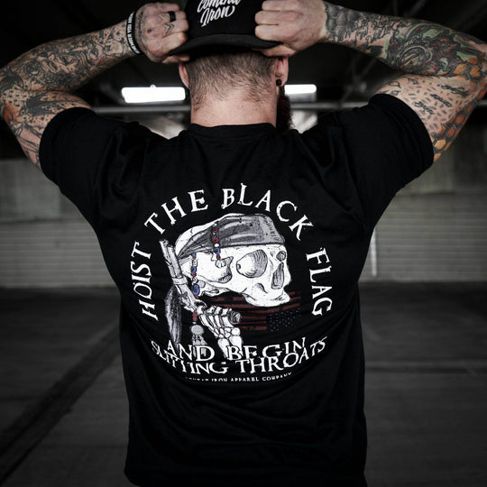 Hoist The Black Flag And Begin Slitting Throats Men's T-Shirt - One Revolver Surfboards
