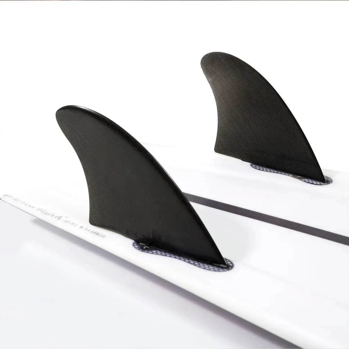 FCS II Twin & Keel Fins: Speed, Style & Classic Surf Feel - One Revolver Surfboards