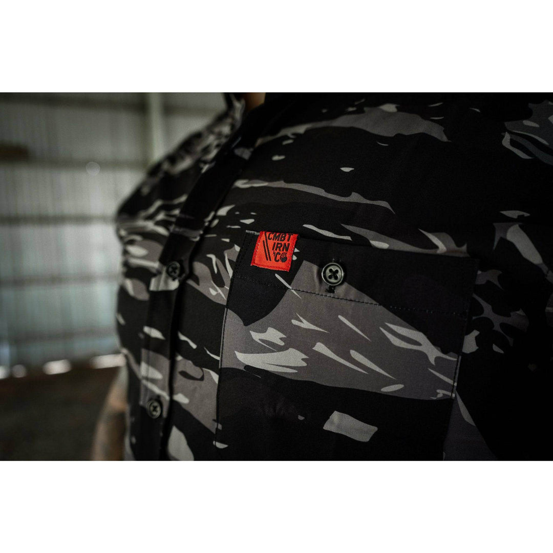 LIGHT WEIGHT BUTTON UP SHORT SLEEVE - One Revolver Surfboards