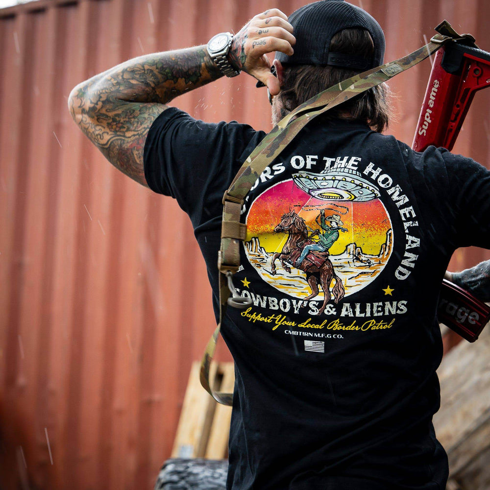 Border Patrol | Cowboy's & Aliens Men's T-Shirt - One Revolver Surfboards