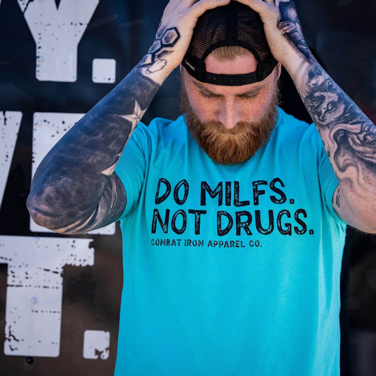 Do Milfs. Not Drugs. Men's T-Shirt - One Revolver Surfboards