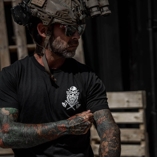 In the End, we meet Again | Unit Valhalla Men's T-Shirt - One Revolver Surfboards