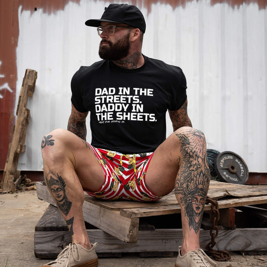 Dad in the Streets. Daddy In the Sheets. Men&