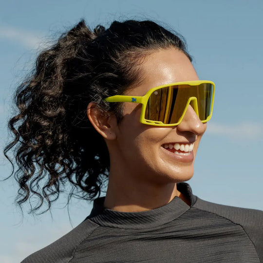 Rubberized High Voltage Campeones