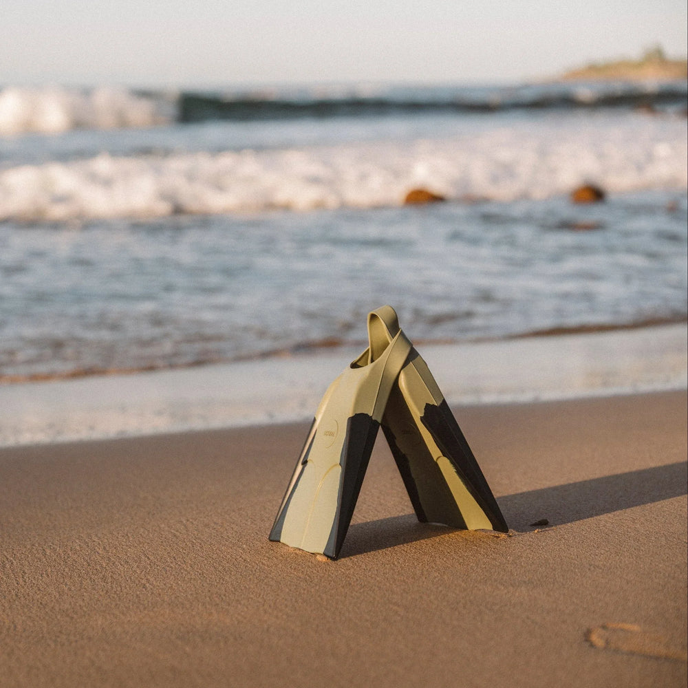 DORSAL Bodyboard Bodysurfing Floating Swim Fins (Flippers)