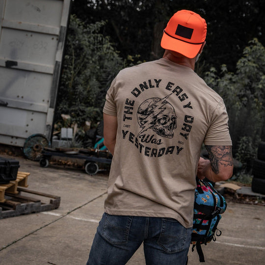 One Revolver Surfboards - Only Easy Day Was Yesterday Skull Men&