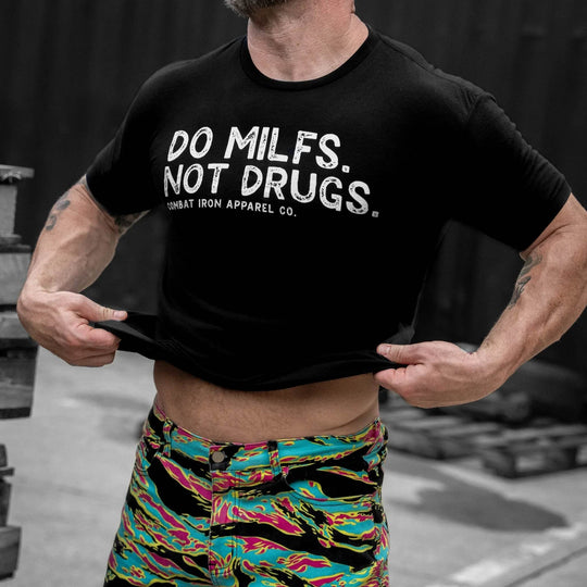 Do Milfs. Not Drugs. Men's T-Shirt - One Revolver Surfboards
