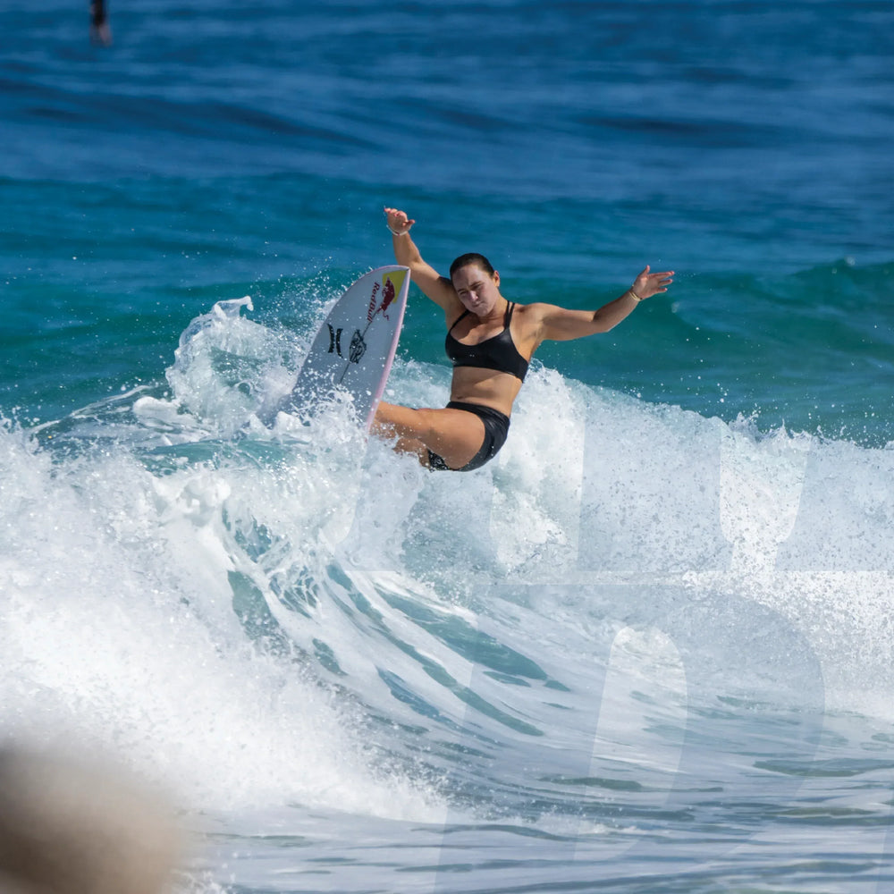 FCS II Carissa Moore Signature Tri Fin Set - One Revolver Surfboards