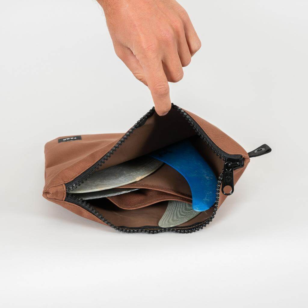 FARO Surfboard Fin Wallet Fin Case (brown color) - One Revolver Surfboards