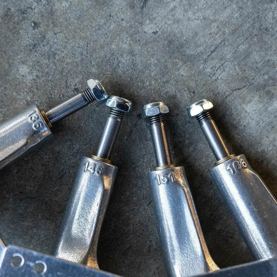 INDEPENDENT STAGE 4 POLISHED SKATEBOARD TRUCKS - One Revolver Surfboards