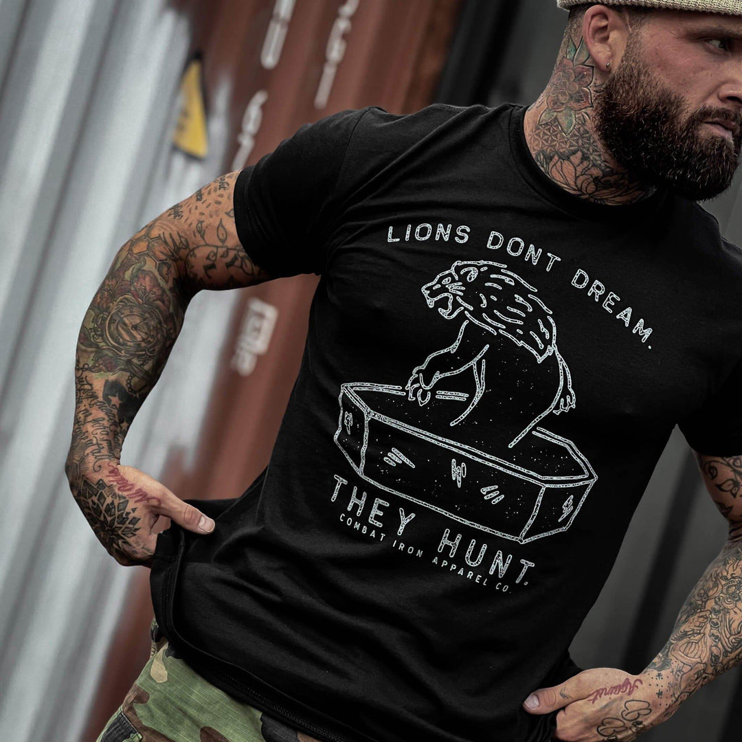 Lions Don't Dream. They Hunt. Men's T-Shirt - One Revolver Surfboards
