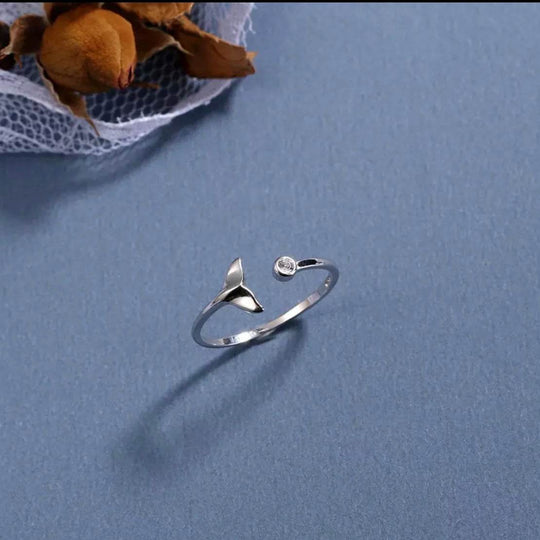 WHALE TAIL RING - One Revolver Surfboards