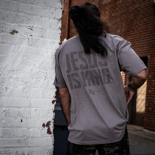One Revolver Surfboards - Jesus Is King Heavyweight Men&