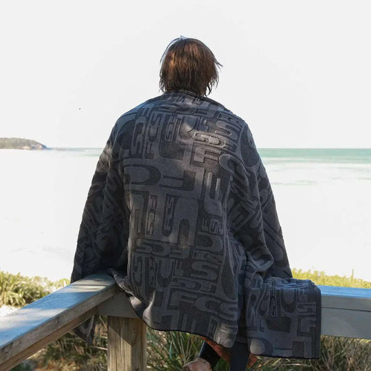 FCS The Mona Towel100% Cotton. Ultra Absorbent towel.
Overview
Our super-absorbent Mona towel will become your post-surf go-to for drying you down, laying on the beach or wrapping aroBeach TowelOne Revolver SurfboardsOne Revolver SurfboardsMona Towel