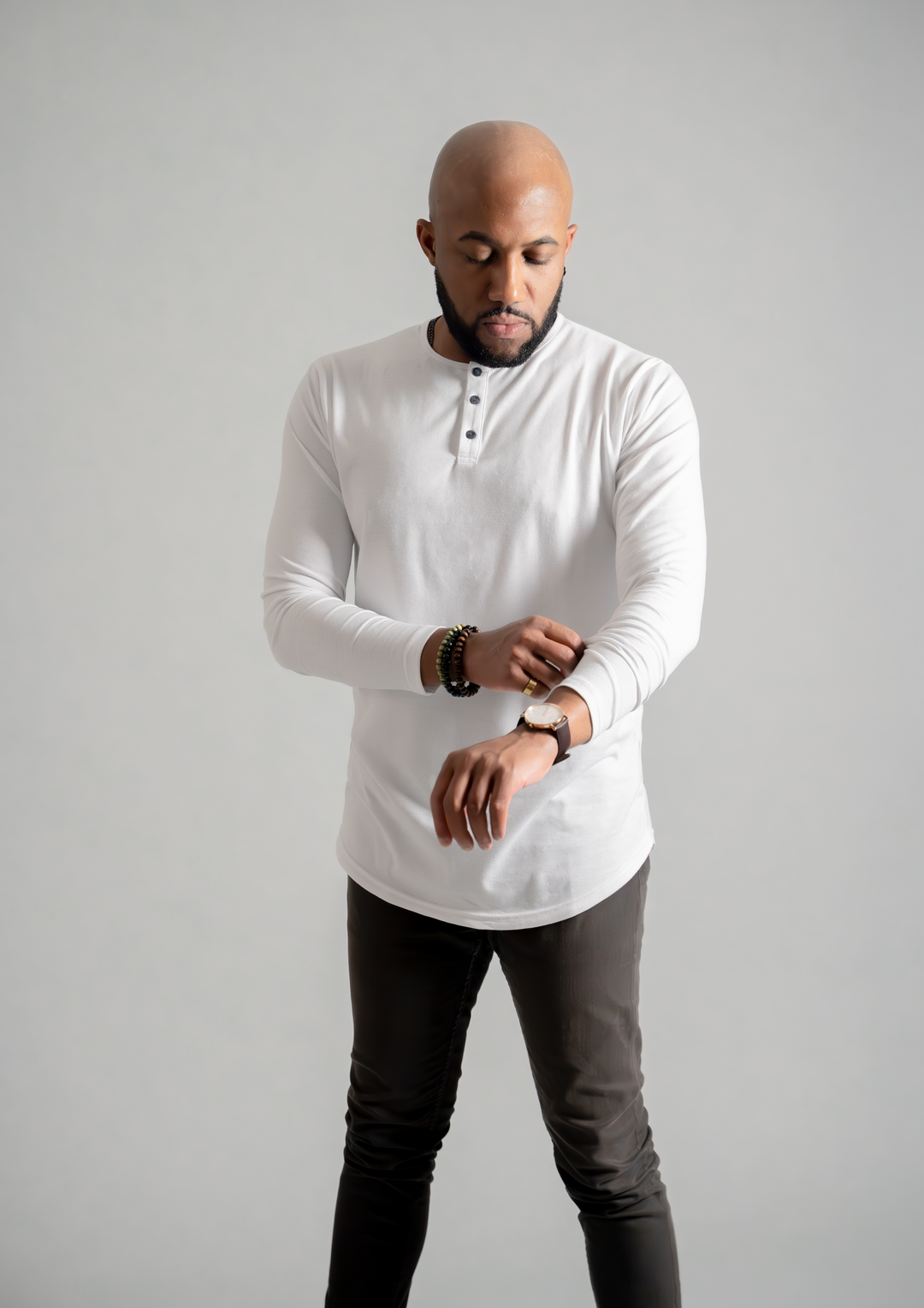 L/S Henley Curved Hem