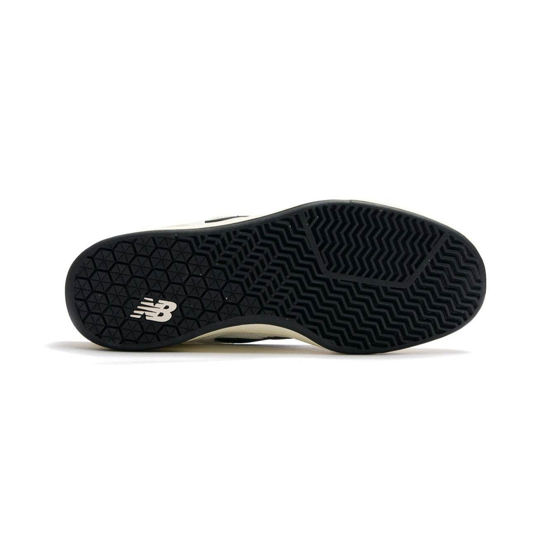 New Balance Numeric 440v2 - White/Black - One Revolver Surfboards