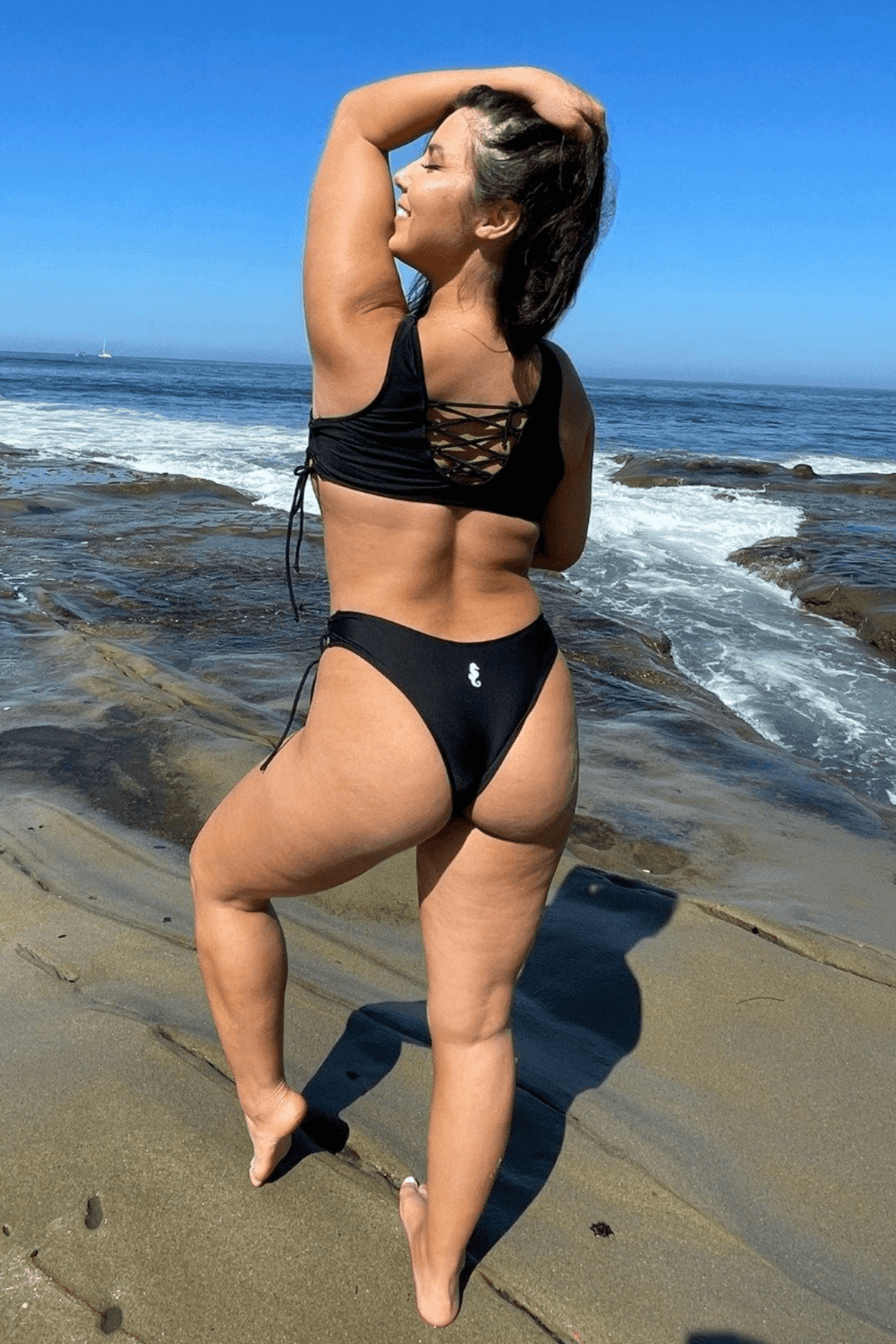 GIA BOTTOM - One Revolver Surfboards