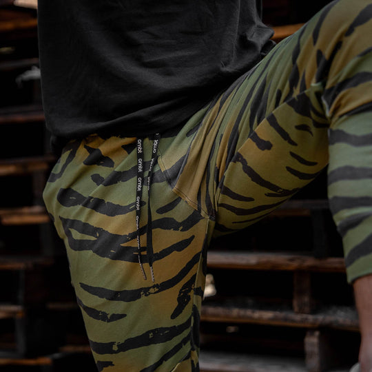 Men's Dynamic Performance Joggers 2.0 - One Revolver Surfboards