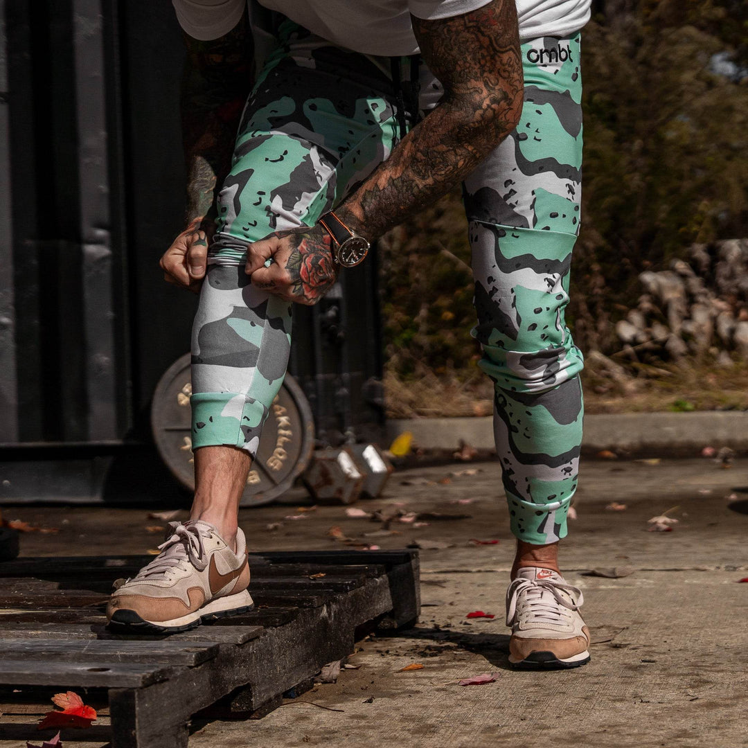 Men's Dynamic Performance Joggers 2.0 - One Revolver Surfboards