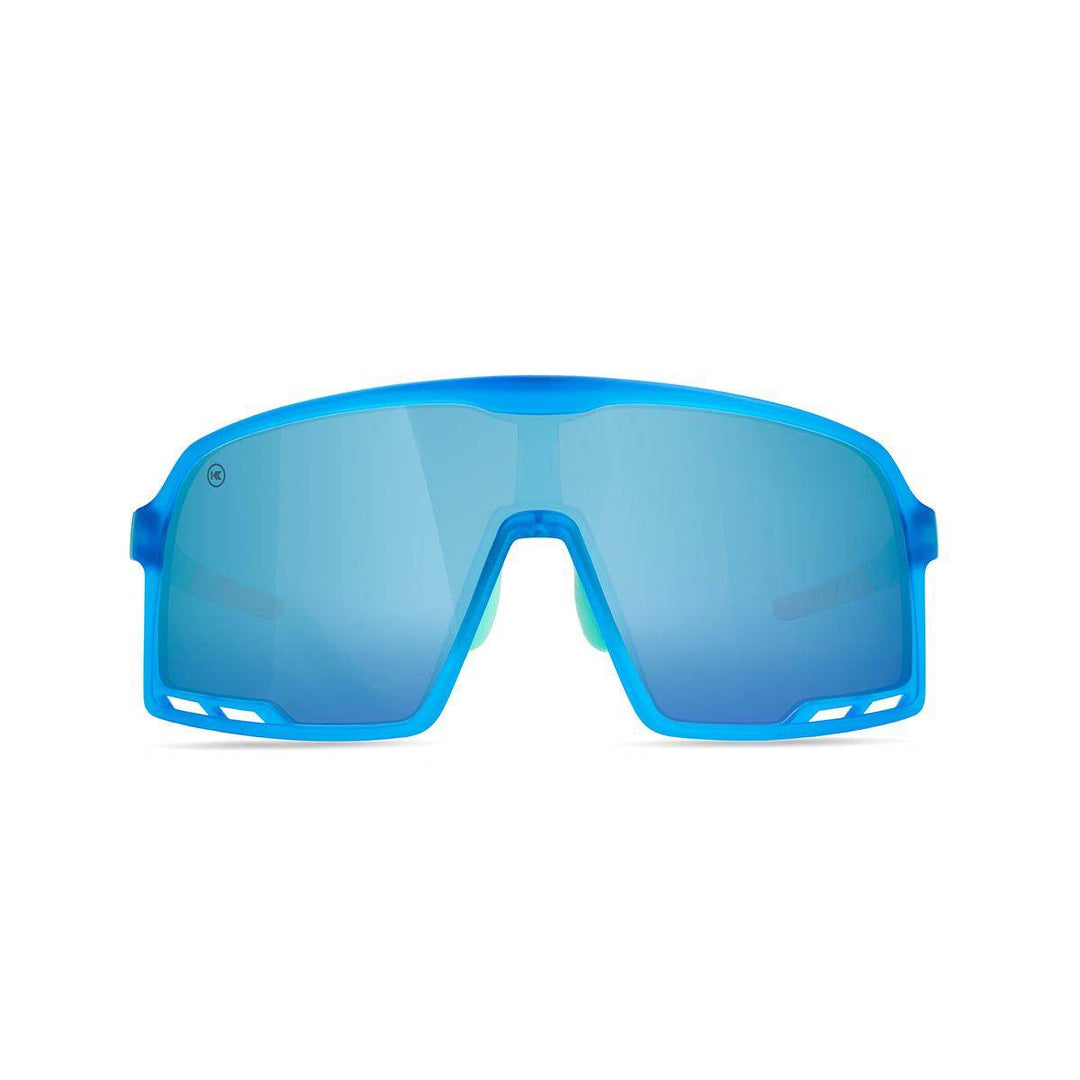 Hill Charge Campeones - One Revolver Surfboards