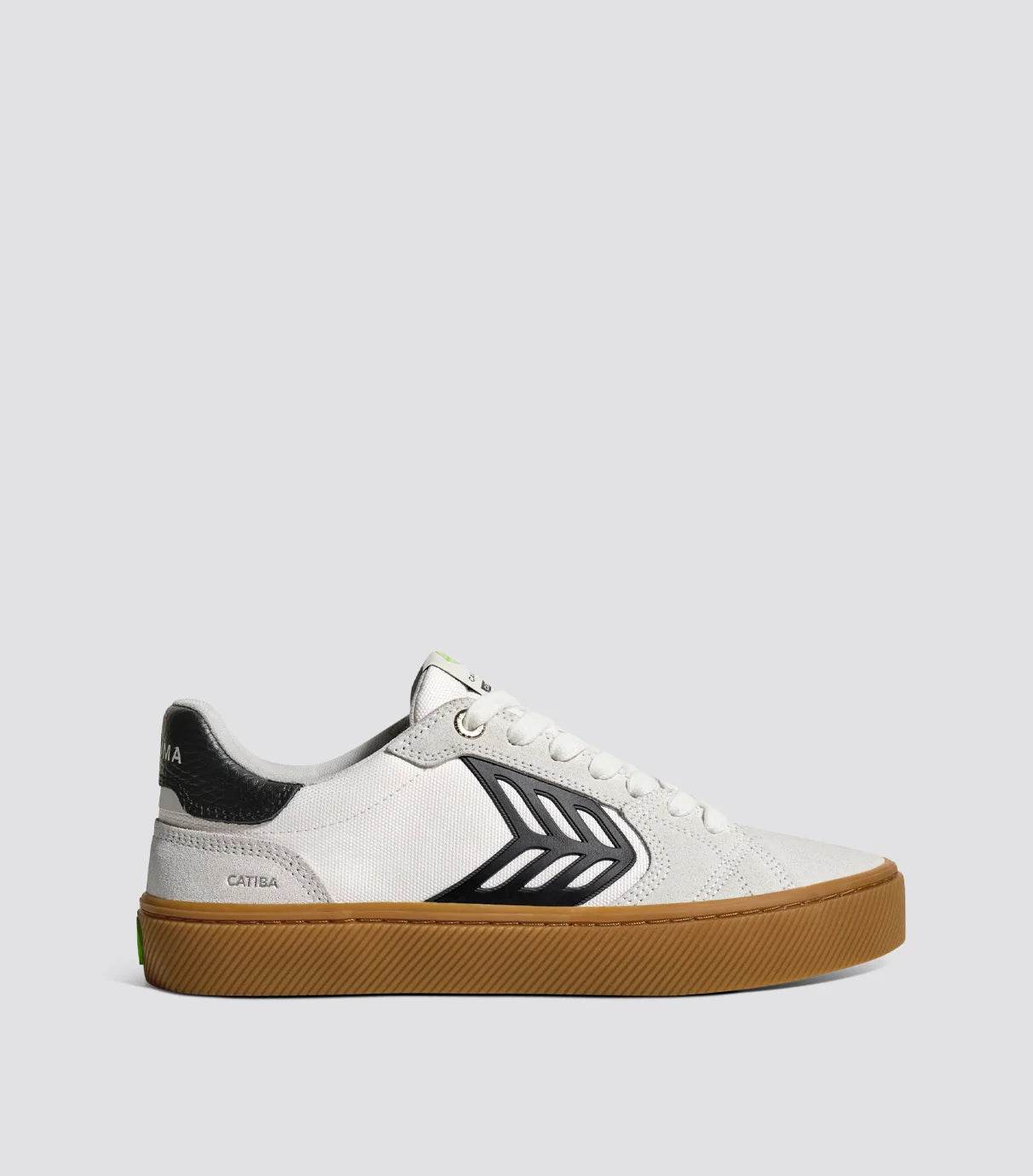 CATIBA PRO 2.0 Suede Gum Smoke White Cordura Off-White Black Logo - One Revolver Surfboards