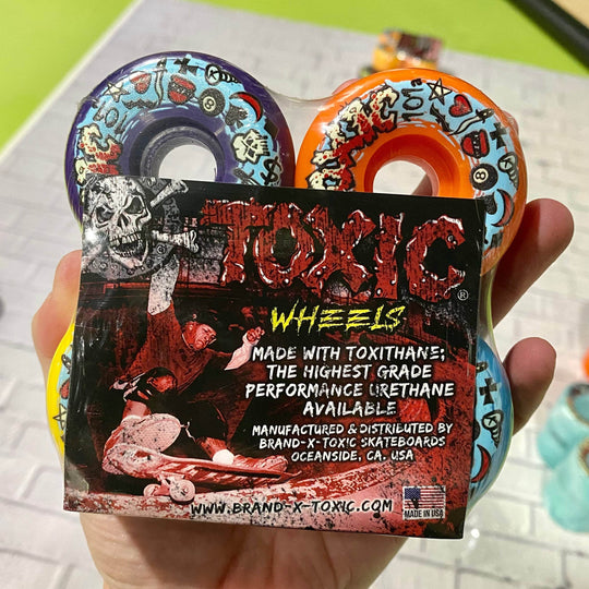 Toxic Team HARD Wheels 54mm/101a - Skateboard Wheels - One Revolver Surfboards