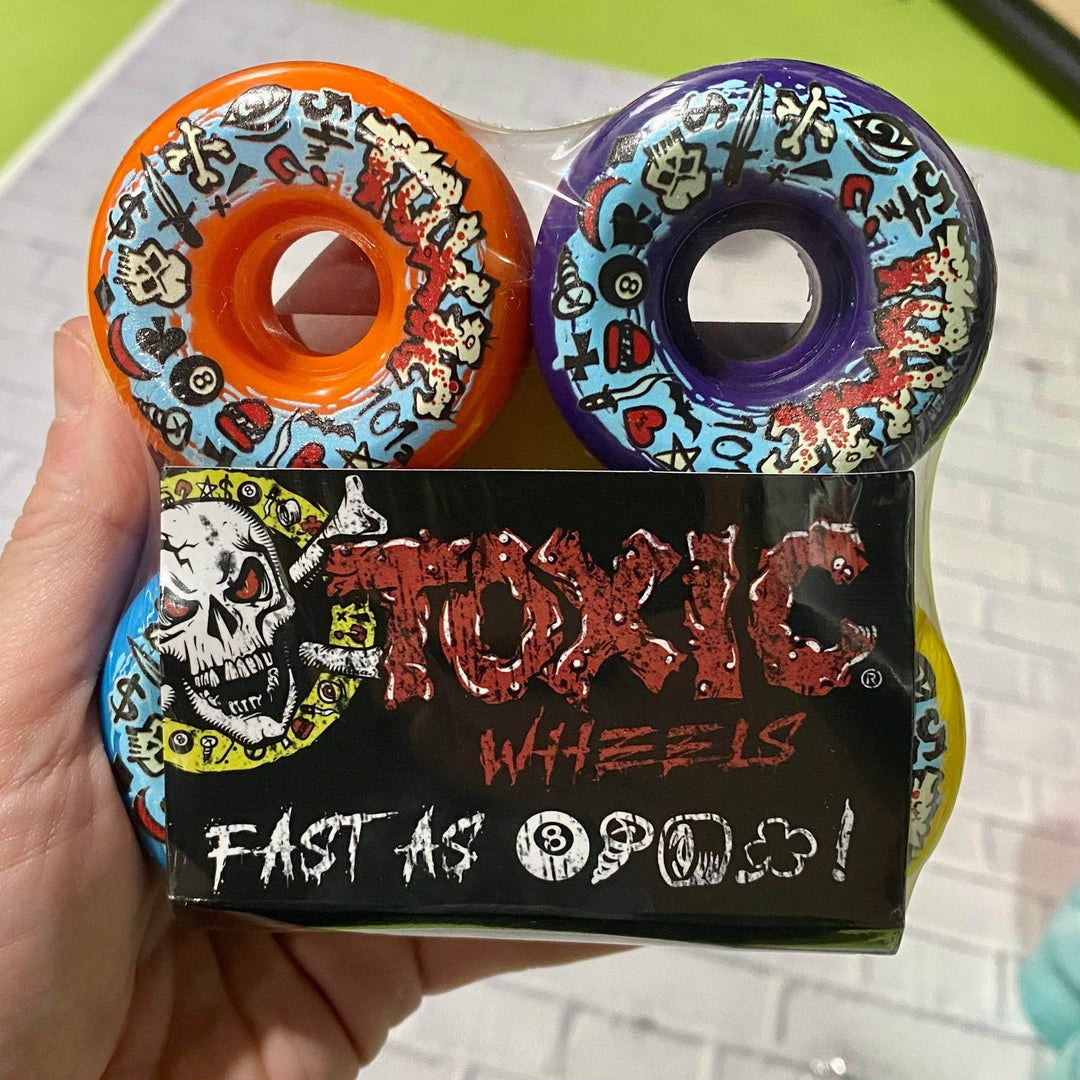 Toxic Team HARD Wheels 54mm/101a - Skateboard Wheels - One Revolver Surfboards