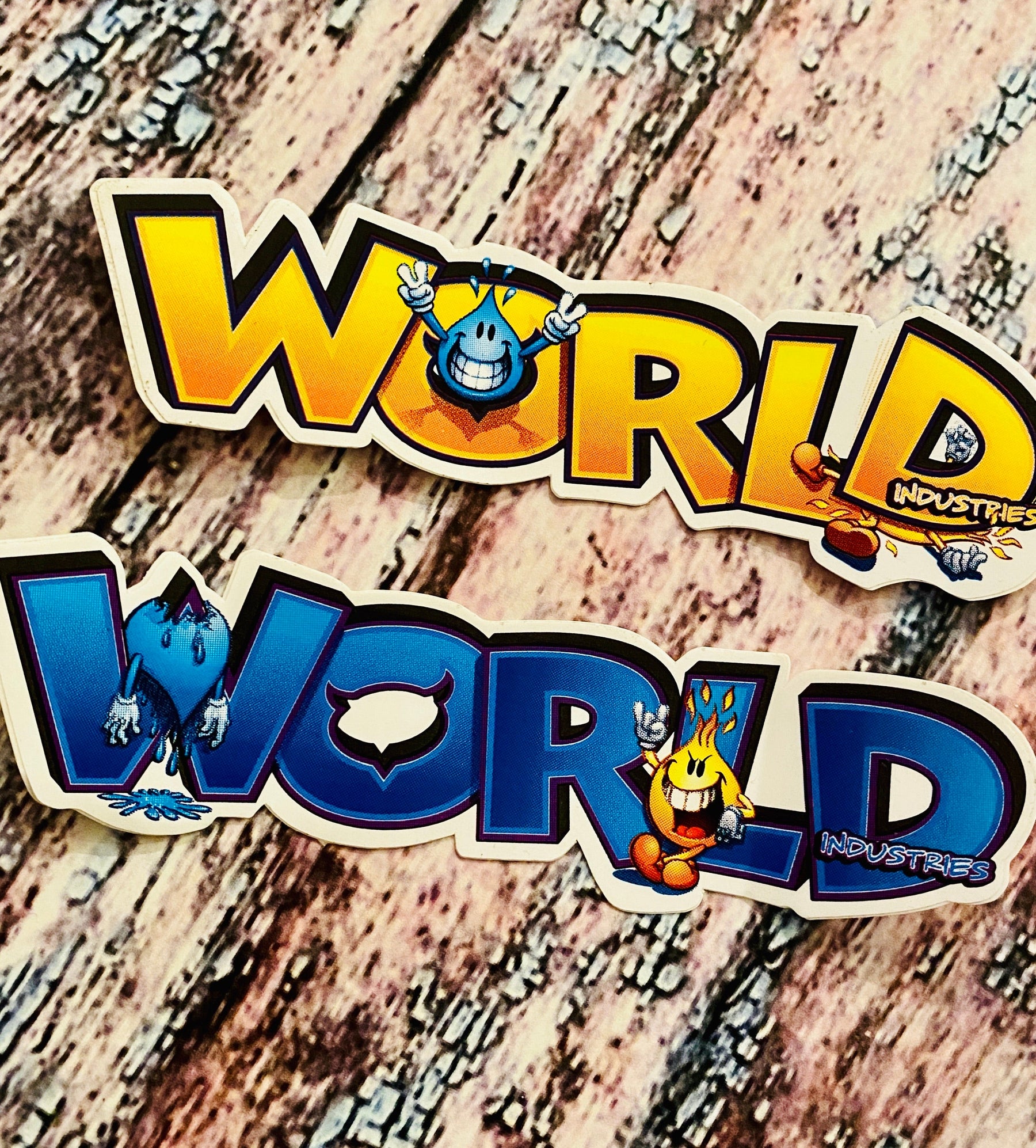 World Industries VINTAGE Sticker 5.5” - One Revolver Surfboards
