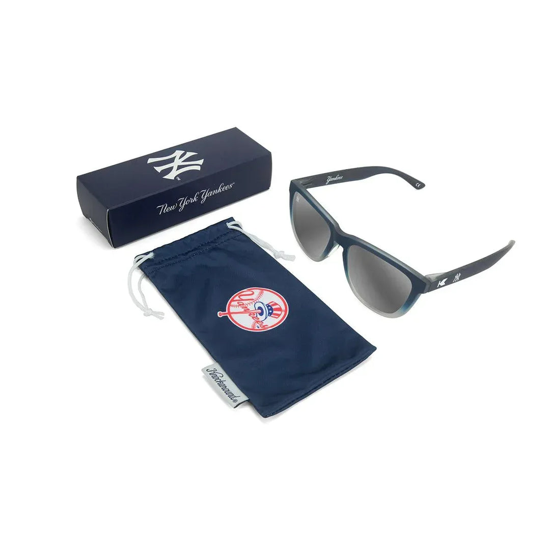 One Revolver Surfboards - New York Yankees Premiums Sport