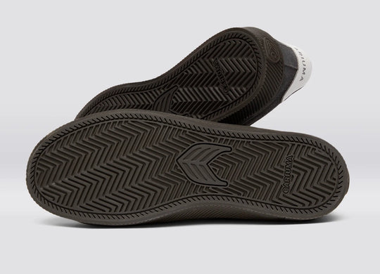 SALVAS Suede Magnet Grey Warm White Logo