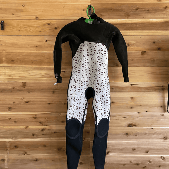 Folding Wetsuit Hanger - One Revolver Surfboards